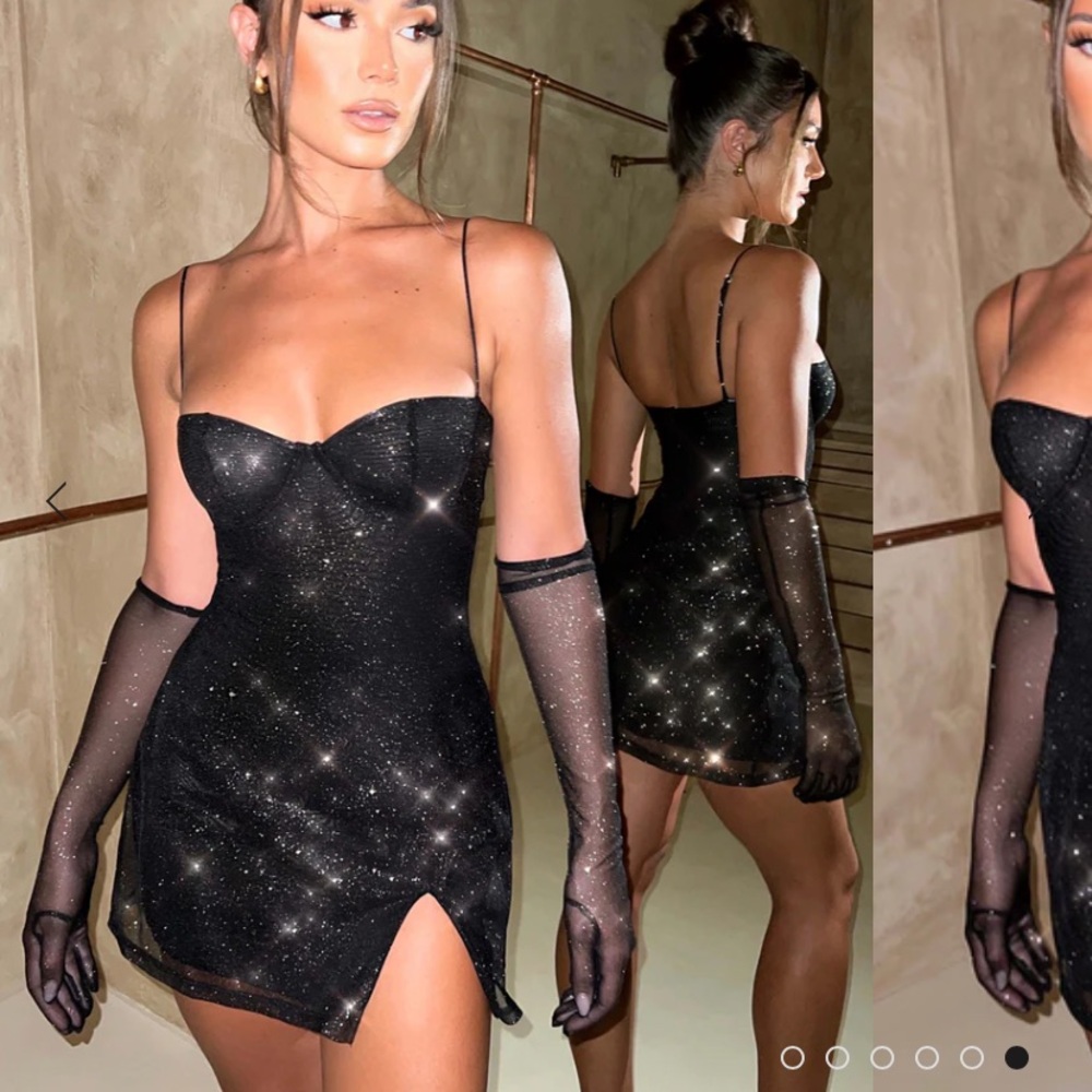 Black Sequin Bodycon Mini Dress with Sweetheart Neckline